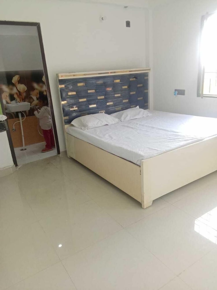 Standard Room photo 3