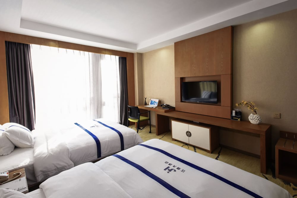 Elite Twin Room photo 1