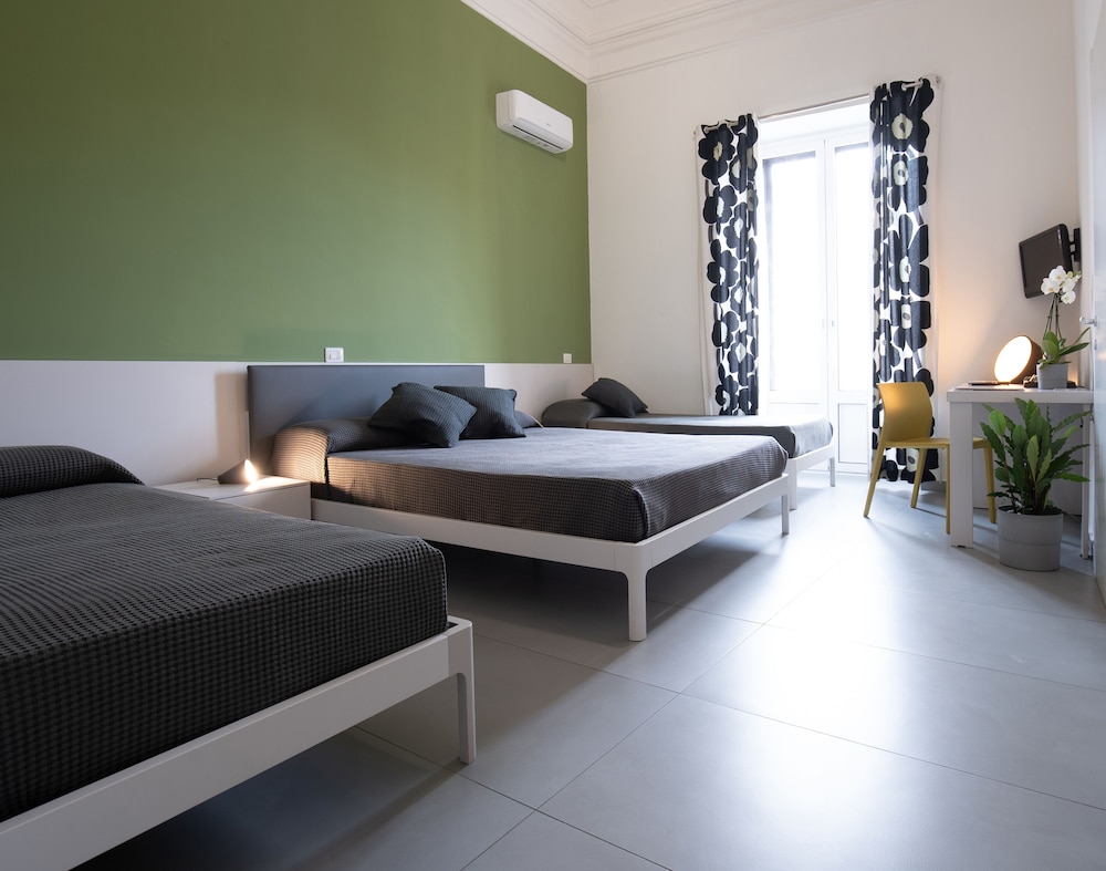 Standard Quadruple Room photo 3