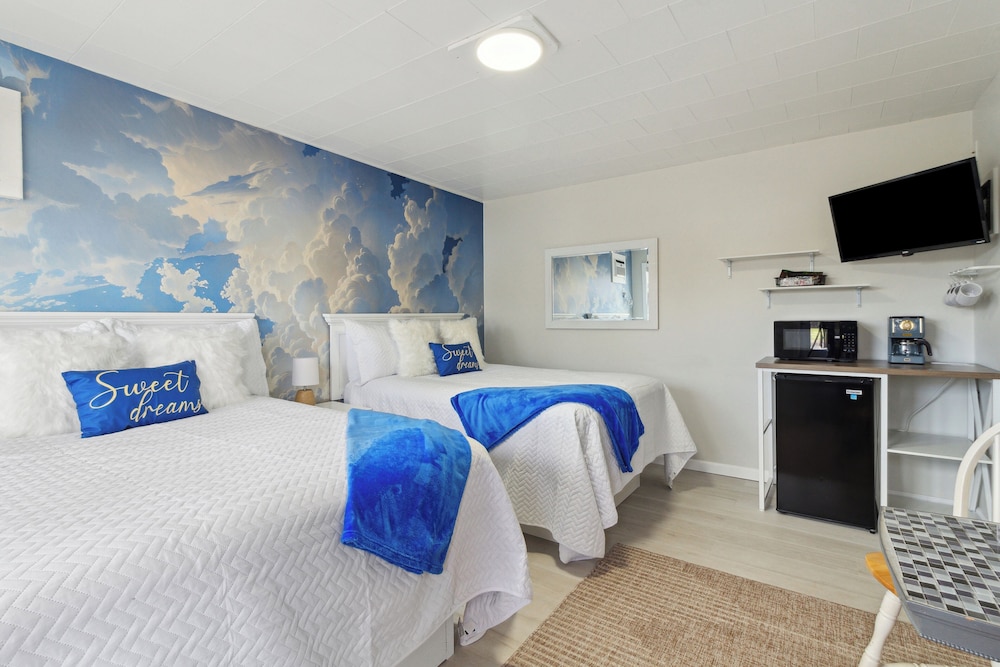 Deluxe Room, 2 Double Beds