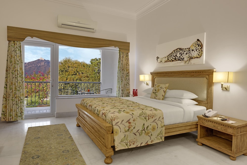 Heritage Suite with Balcony