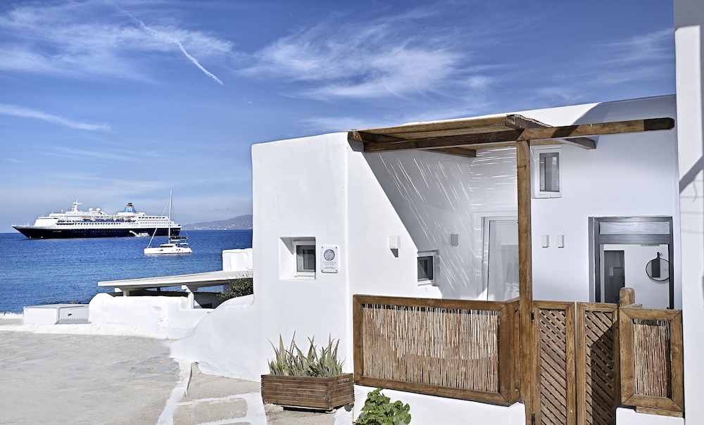 Maisonette, Windmill View, Annex Building (Outdoor Hot Tub) photo 1