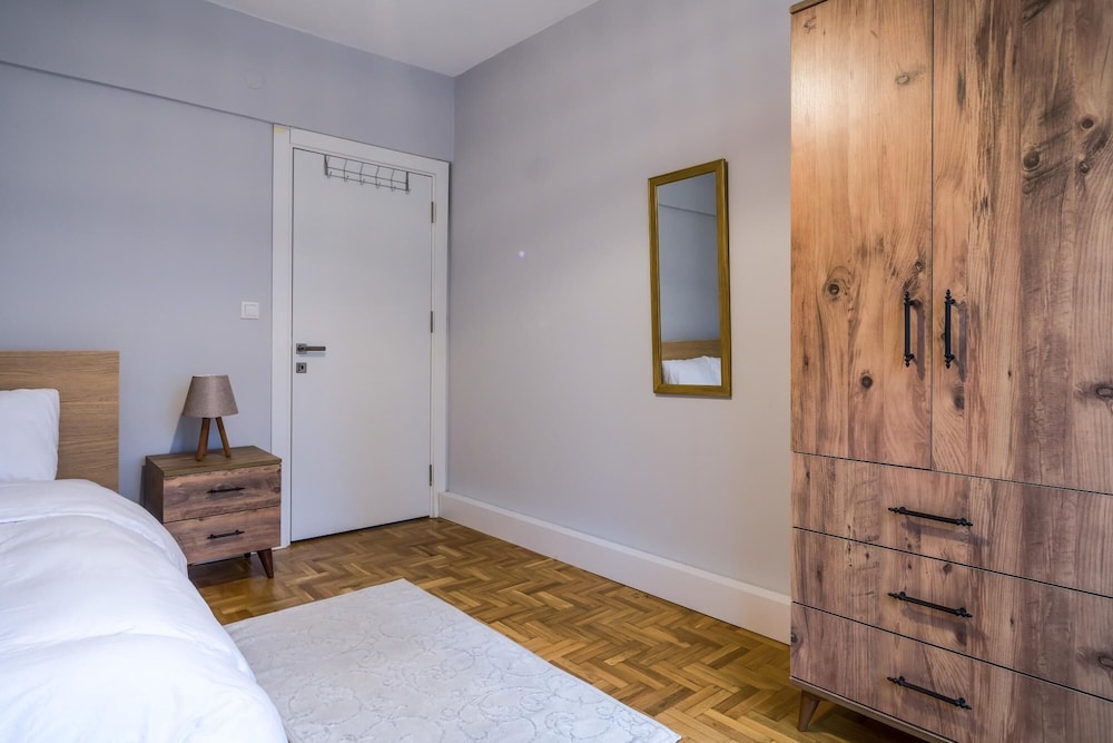 Apartment photo 1