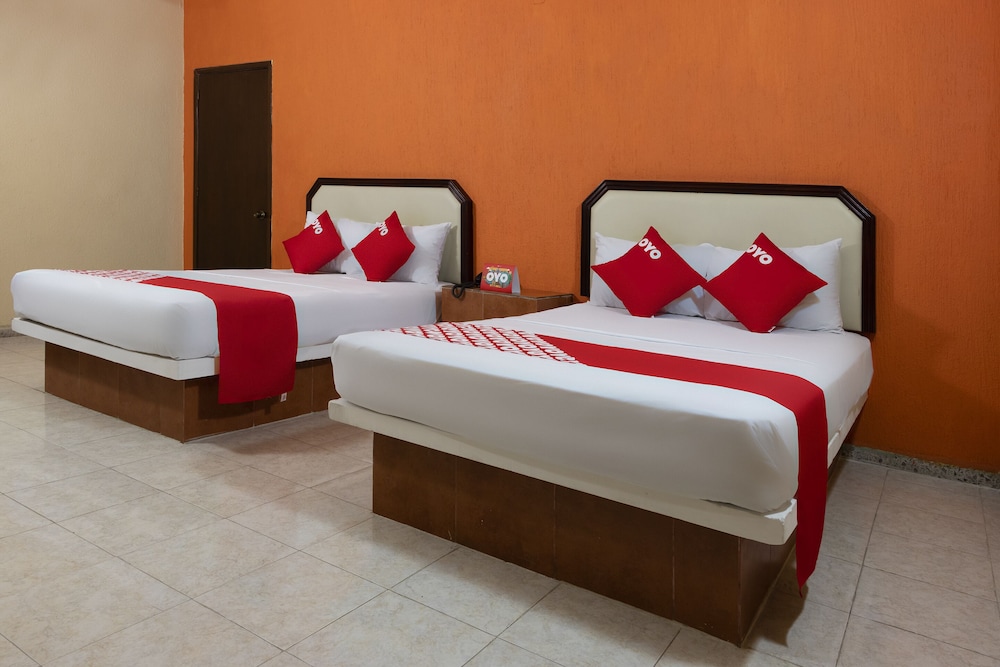 Standard Room, 2 Queen Beds