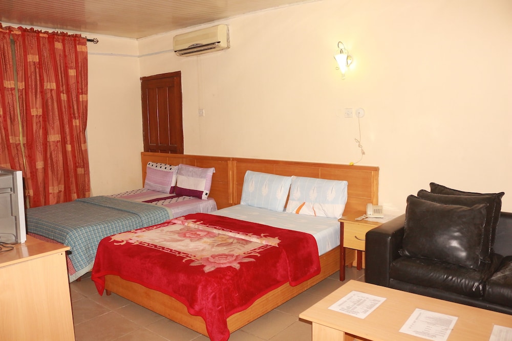 Standard Double Room photo 2