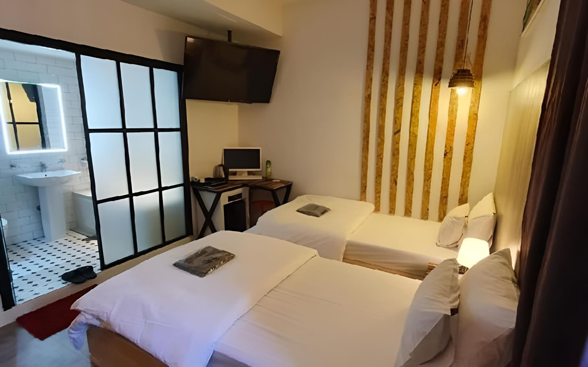 Room (No Smoking Business Twin) photo 2