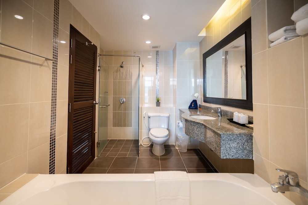 Deluxe Room, 2 Twin Beds, City View - Photo 8