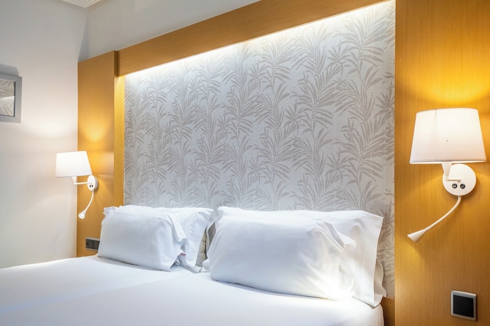 Double or Twin Room photo 2