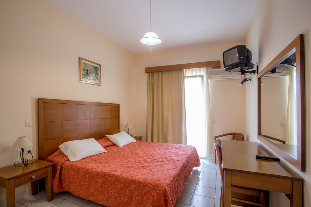Double Or Twin Room photo 3
