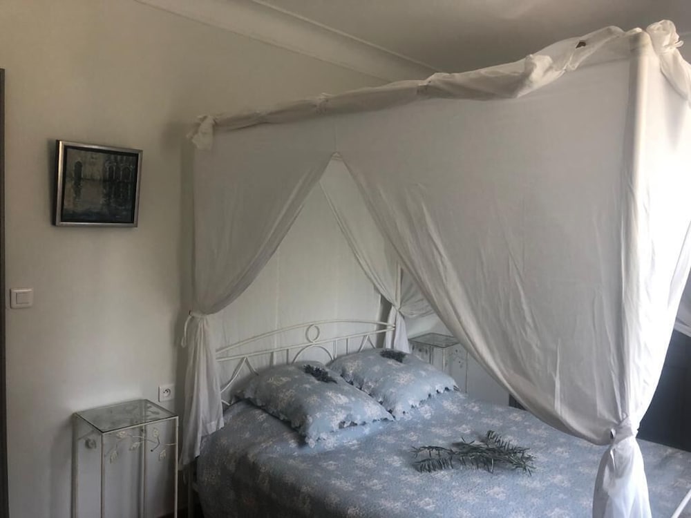 Double Room (Sifa)