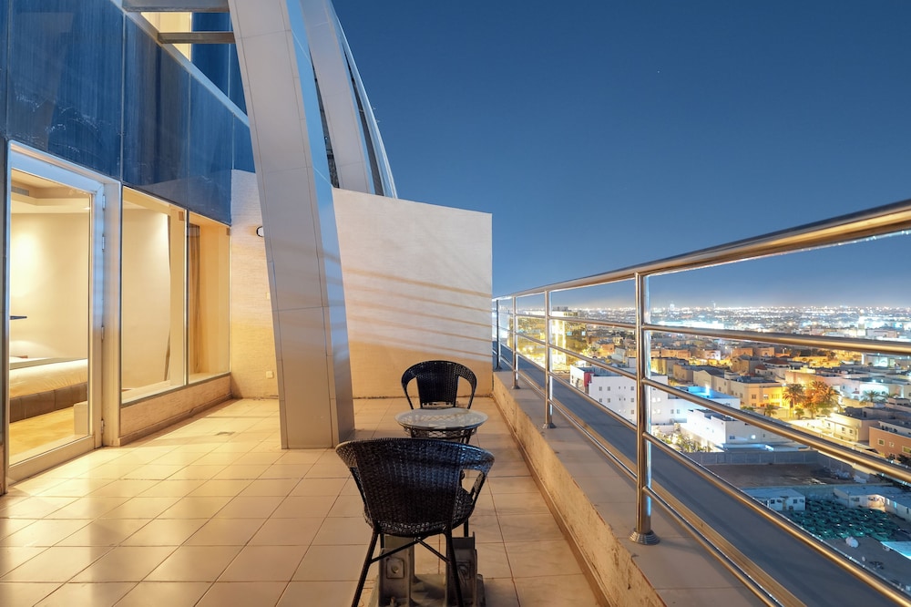 Apartment two bed rooms -Two Bathrooms Balcony