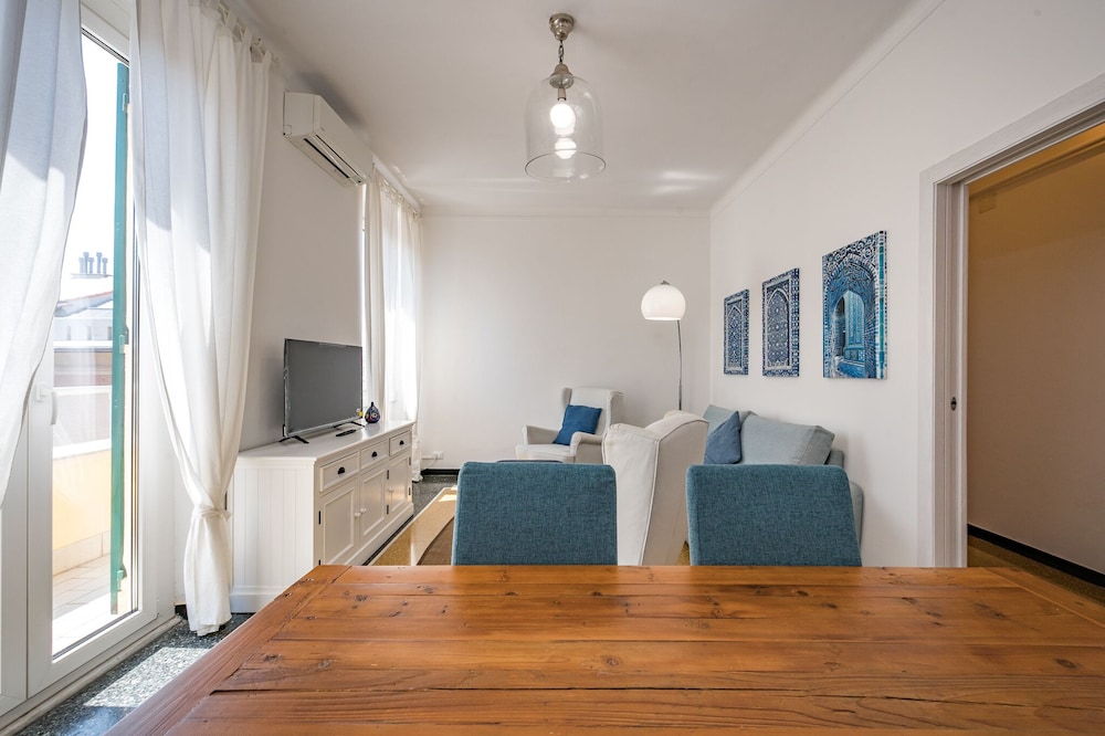 Comfort Apartment photo 2