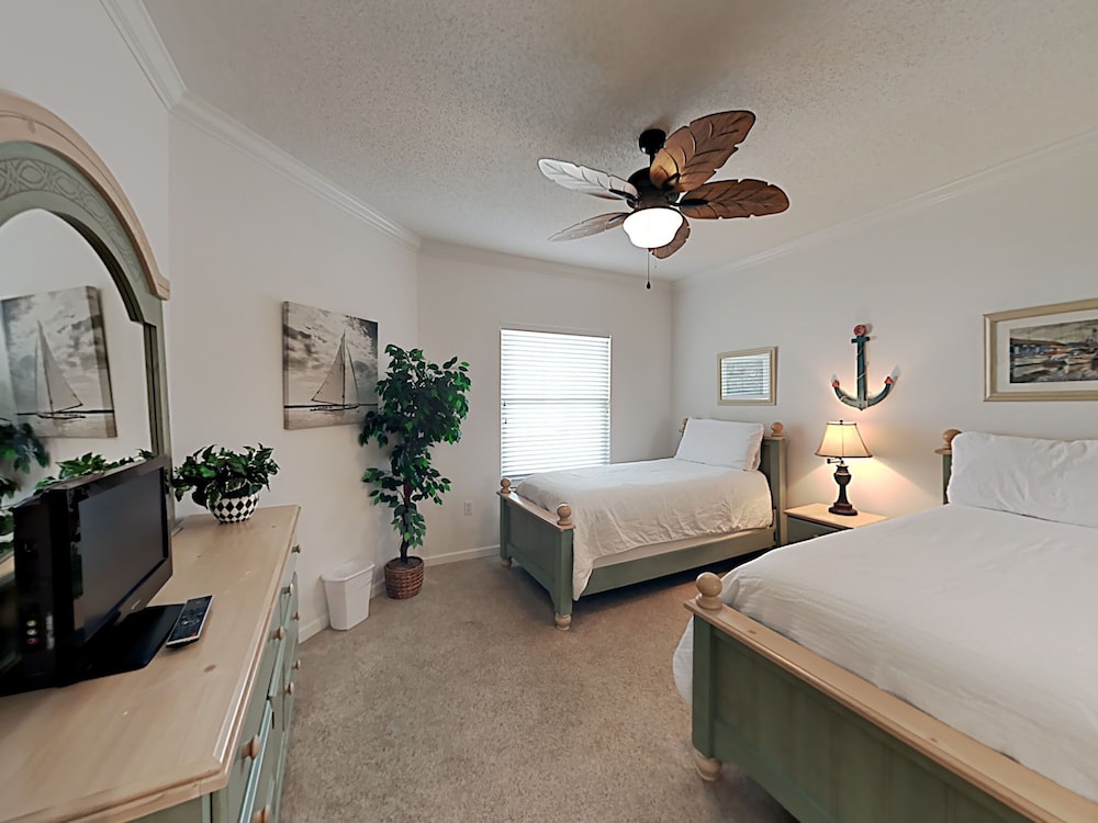 Condo, Multiple Beds, Balcony, Ocean View (#1005 - No Pets)