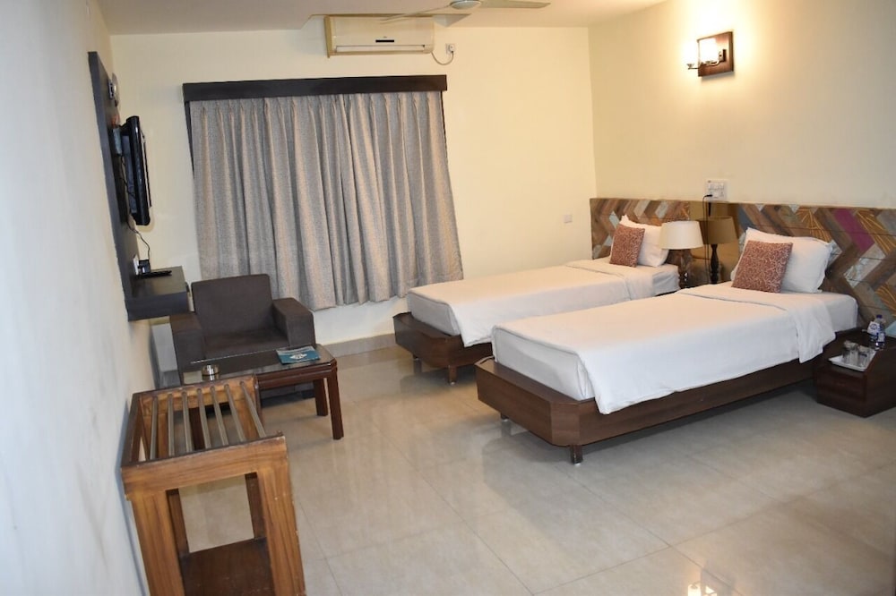 Standard Room - Photo 1