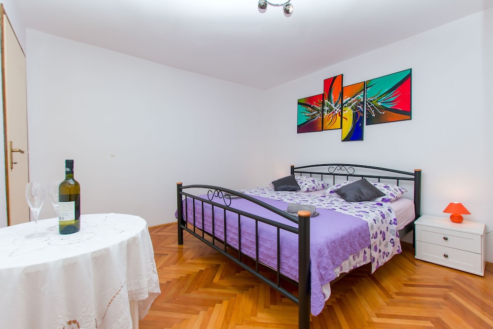 Apartment (A1) photo 1