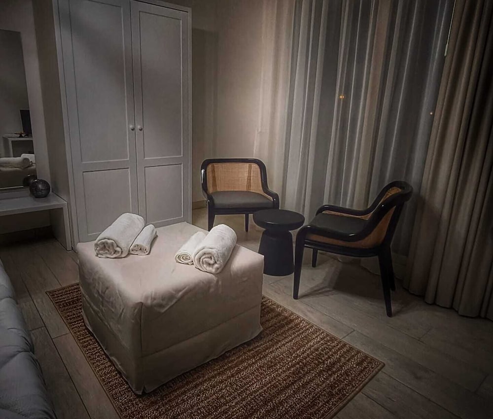 Royal Room