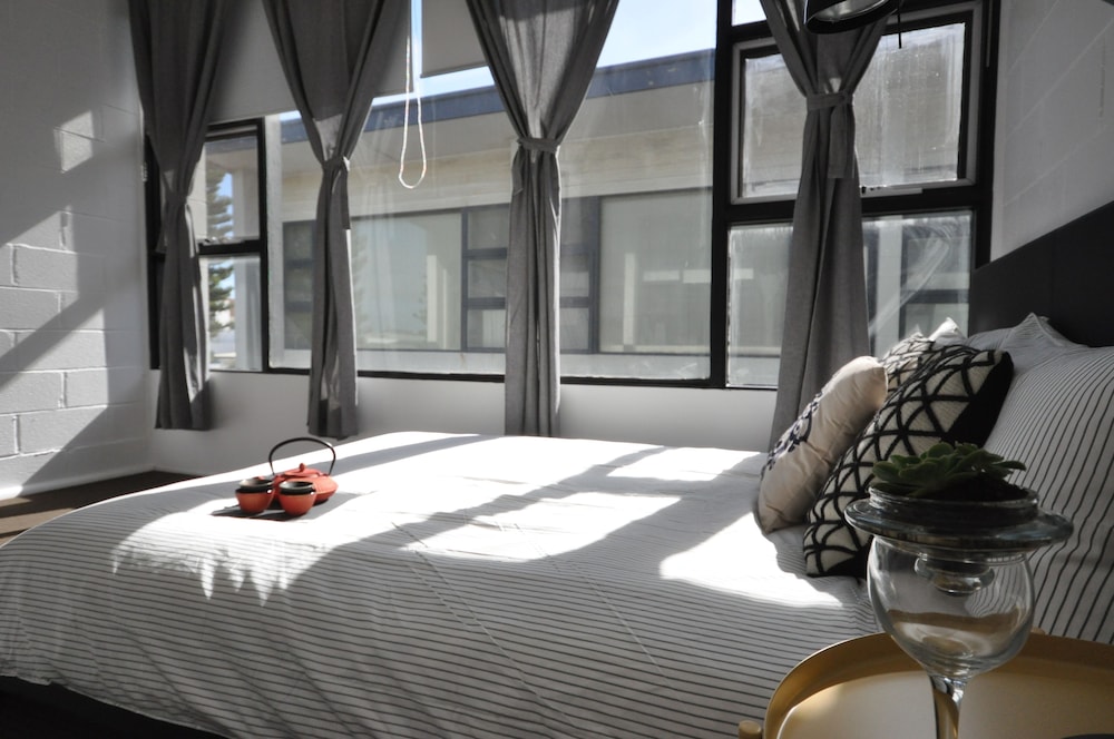 Standard Townhome photo 2
