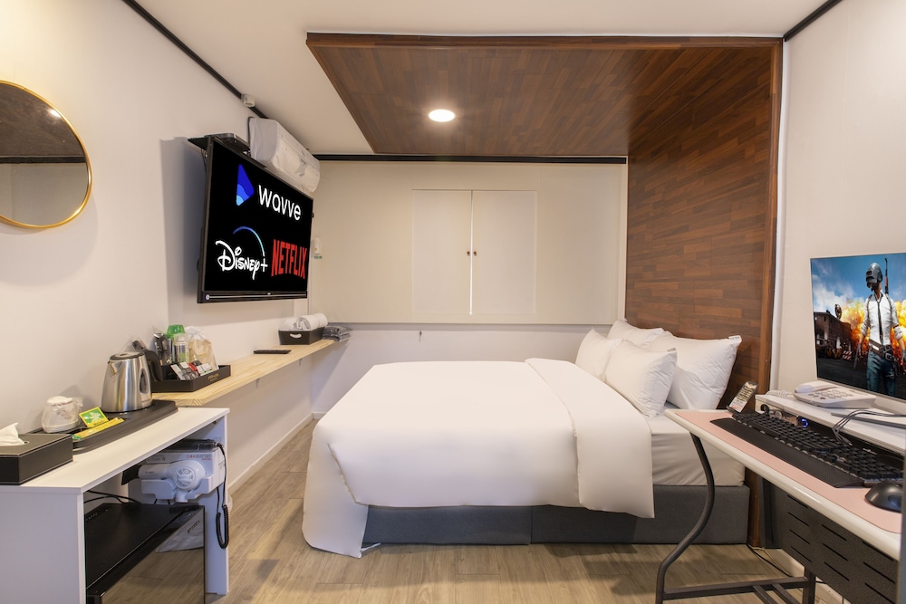Deluxe Room (Rtx 3060 Pc) photo 3