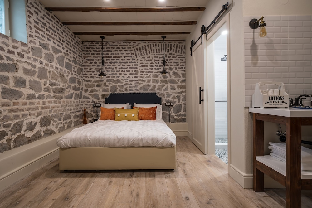 Double Room (1) (Basement)