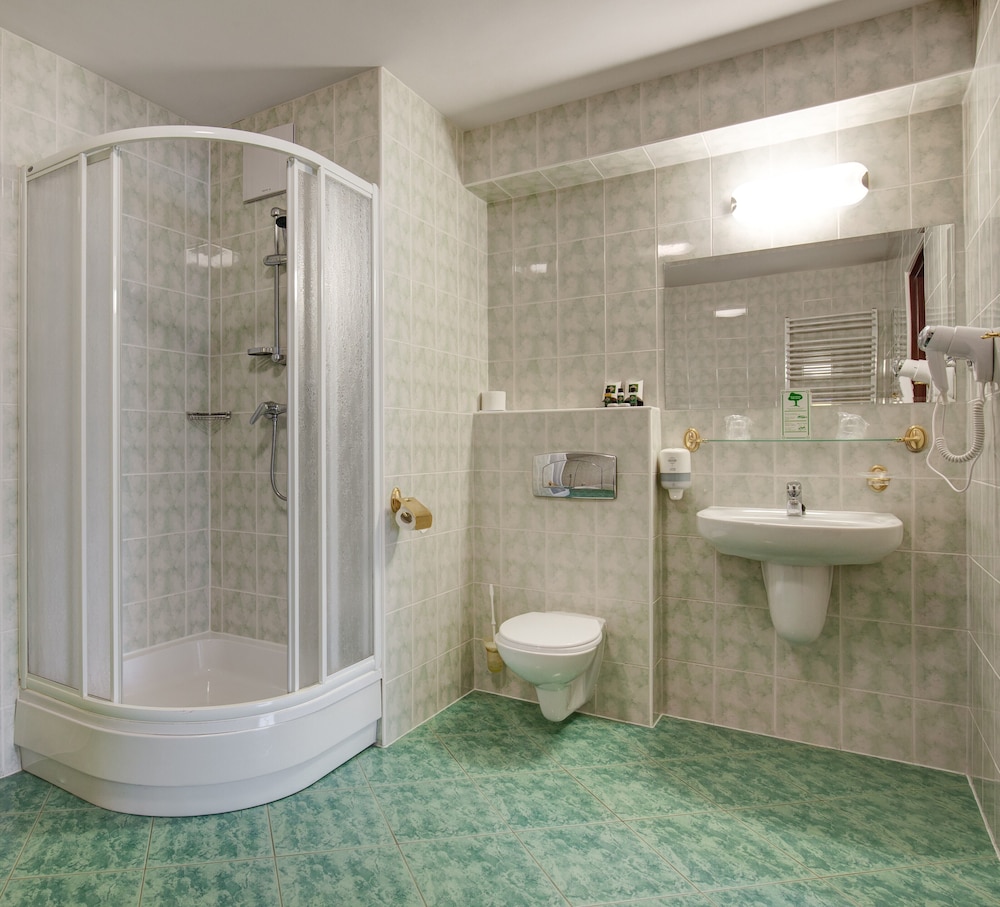Business Apartment thumbnail 5