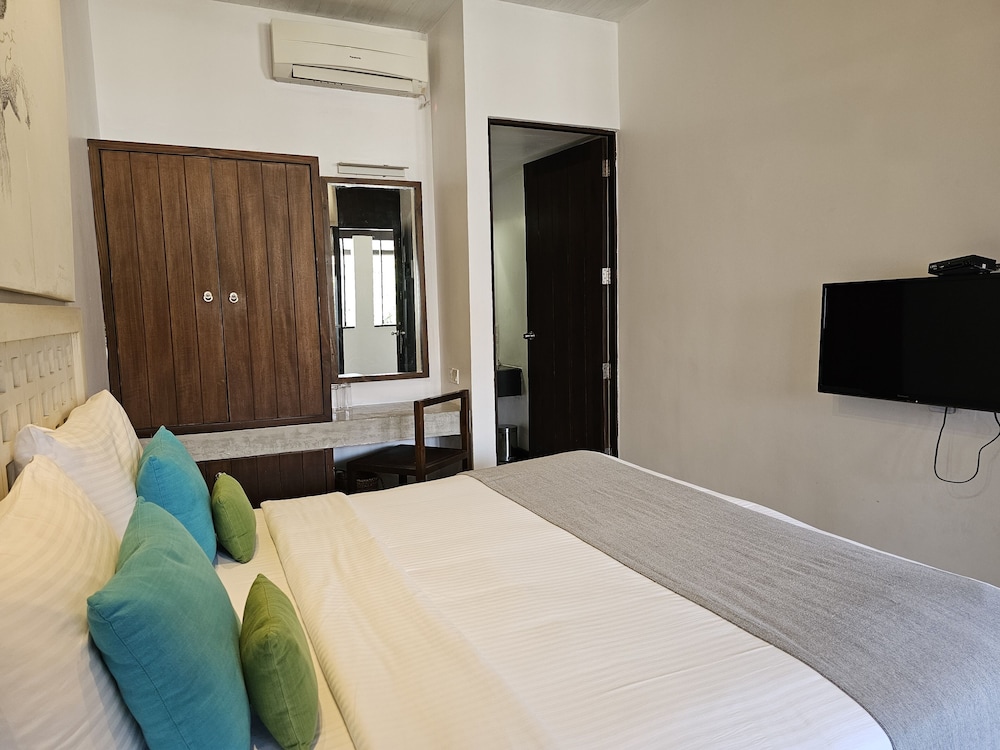 Standard Double Room - Photo 5