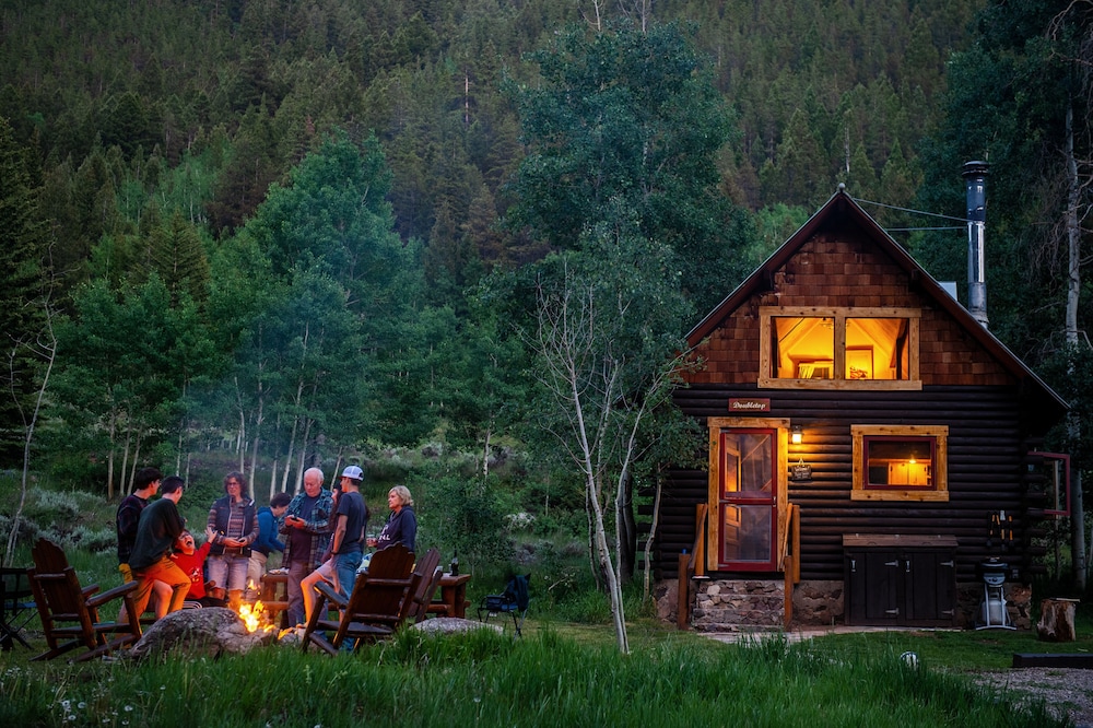 Traditional Cabin, Multiple Beds, Mountain View, Mountainside photo 2