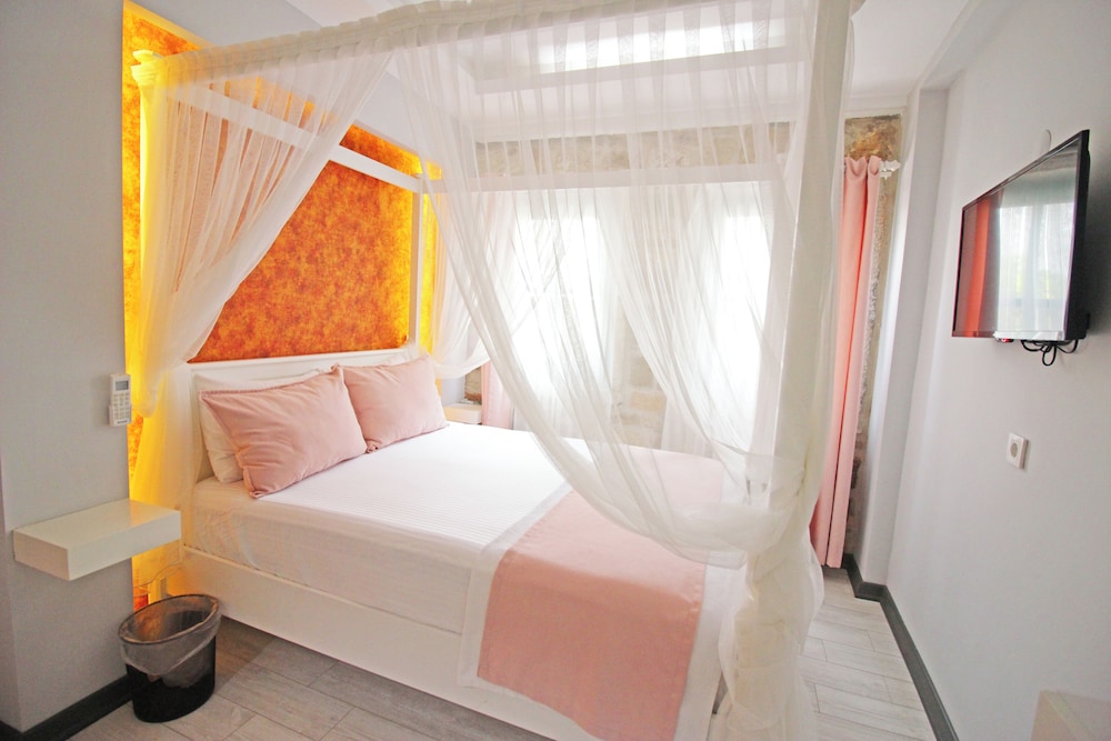 Standard Room photo 1