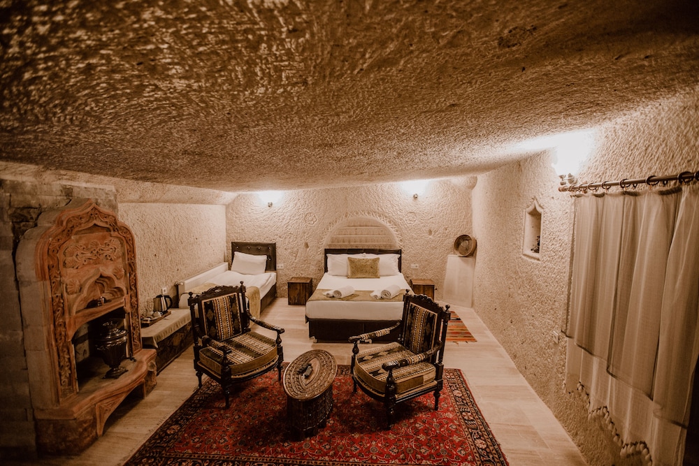 Family Cave Room photo 2