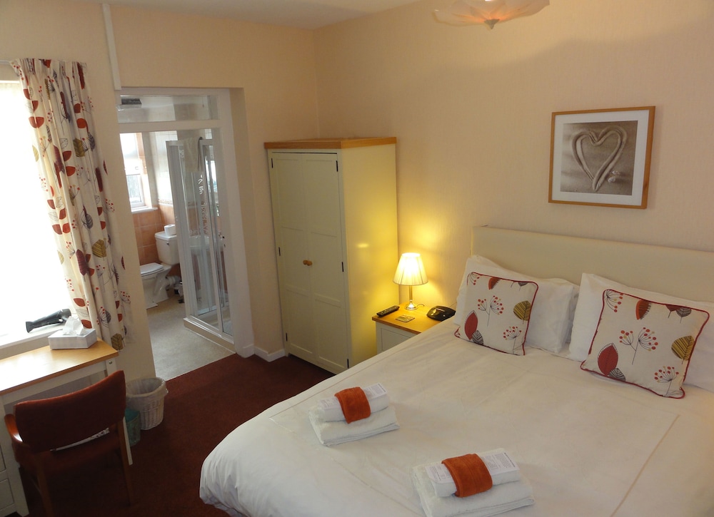 Standard Double Room, 1 King Bed, Accessible, Ground Floor