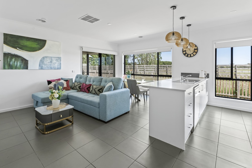 Family House photo 1
