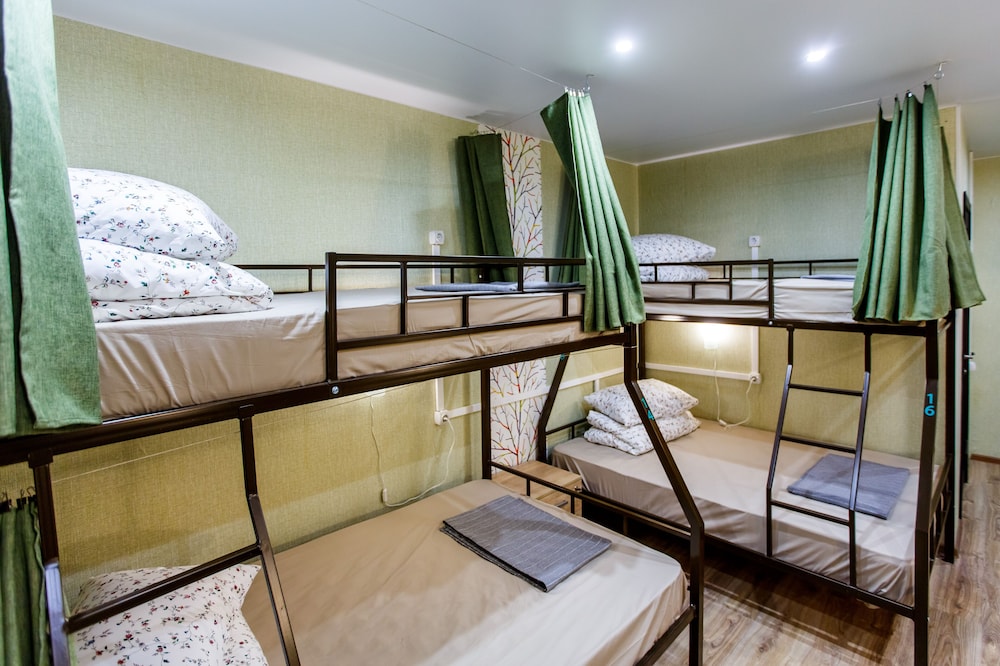 Shared Dormitory, Men only, Private Bathroom (8 beds, lower bed) photo 2