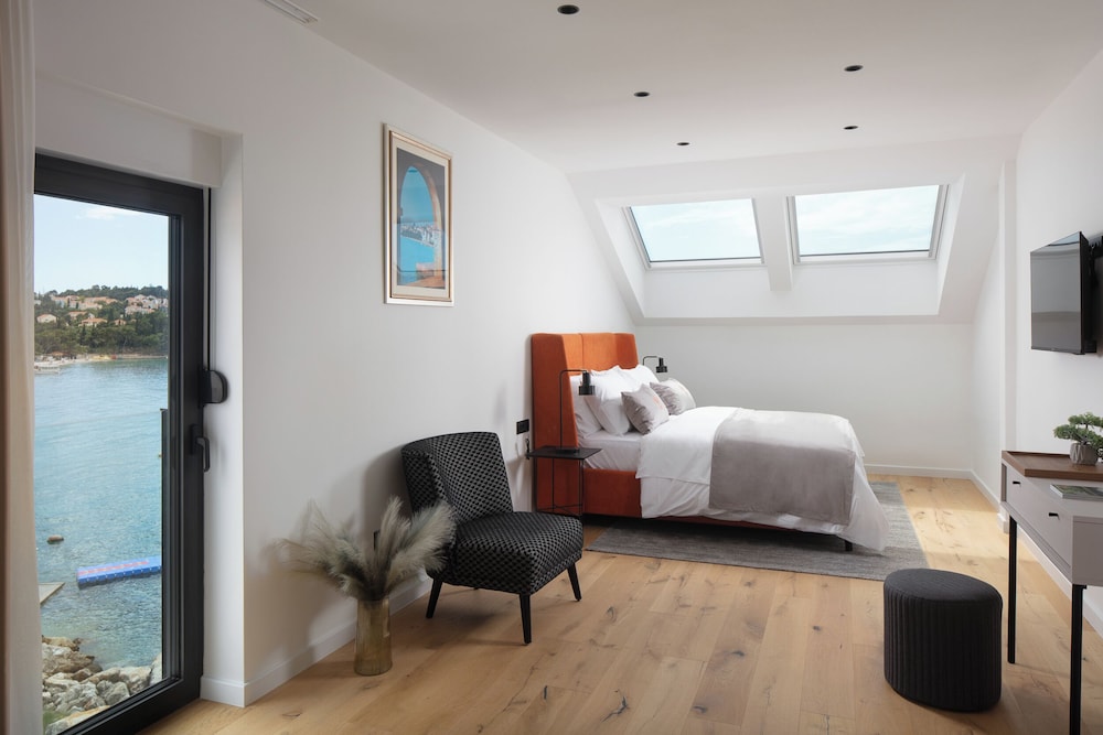 Deluxe Apartment, 3 Bedrooms, Sea View