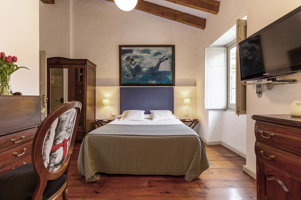 Economy Double or Twin Room - Photo 10