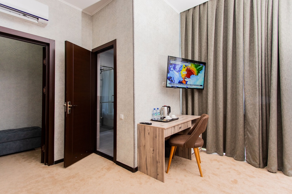 Panoramic Room - Photo 3