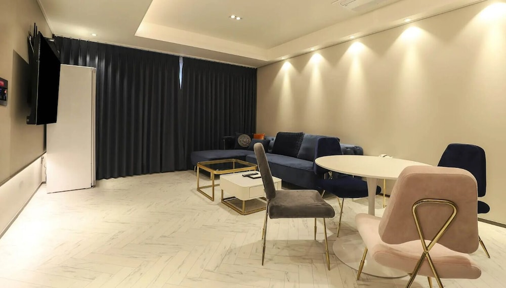 VIP Family Avenue - 2 Rooms - Photo 6