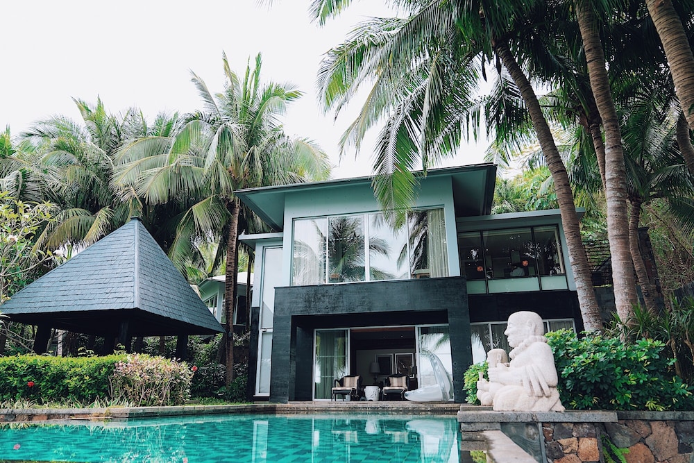 Villa (South China Sea Pool)