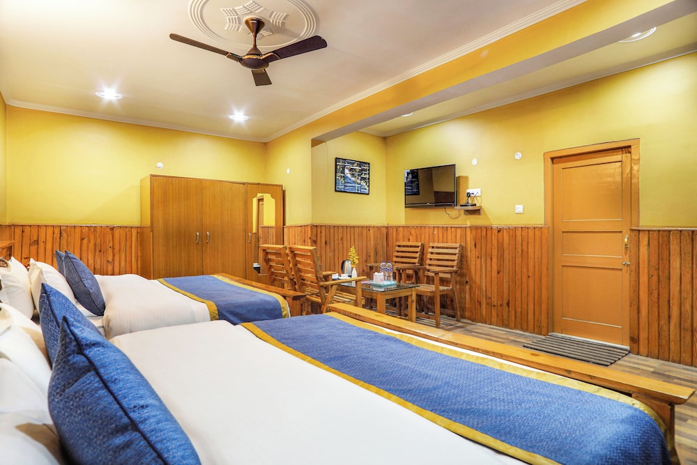 Family Double or Twin Room, Mountain View