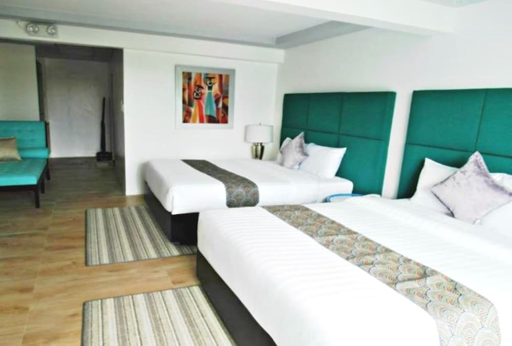 Garden Hotel