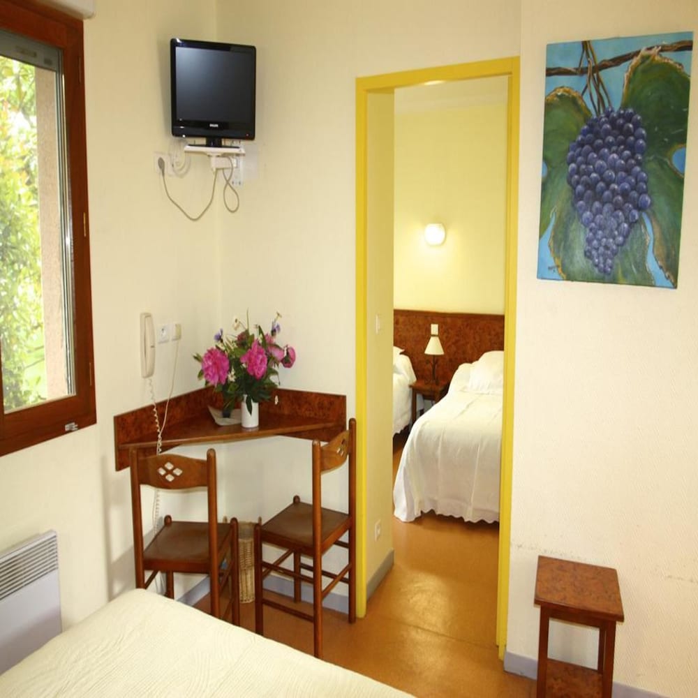 Quadruple Room photo 1