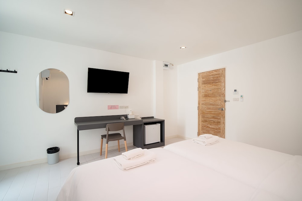 Superior Twin Room photo 2