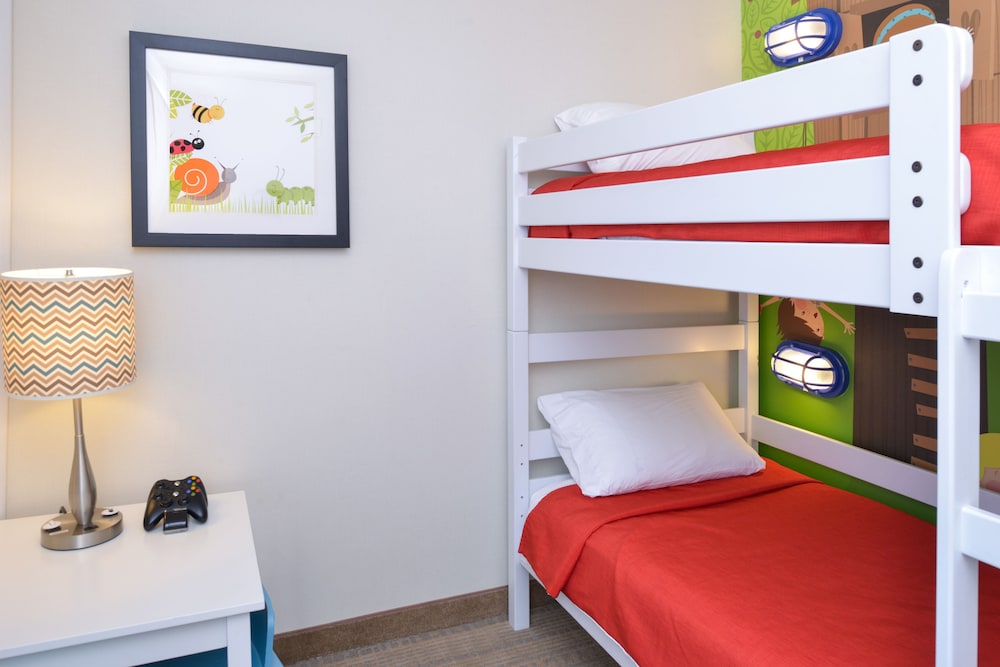 Suite, Multiple Beds