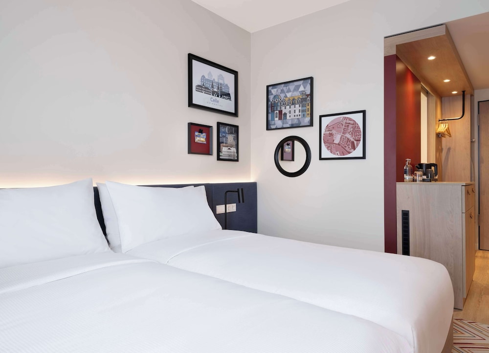 Superior Room, 1 King Bed
