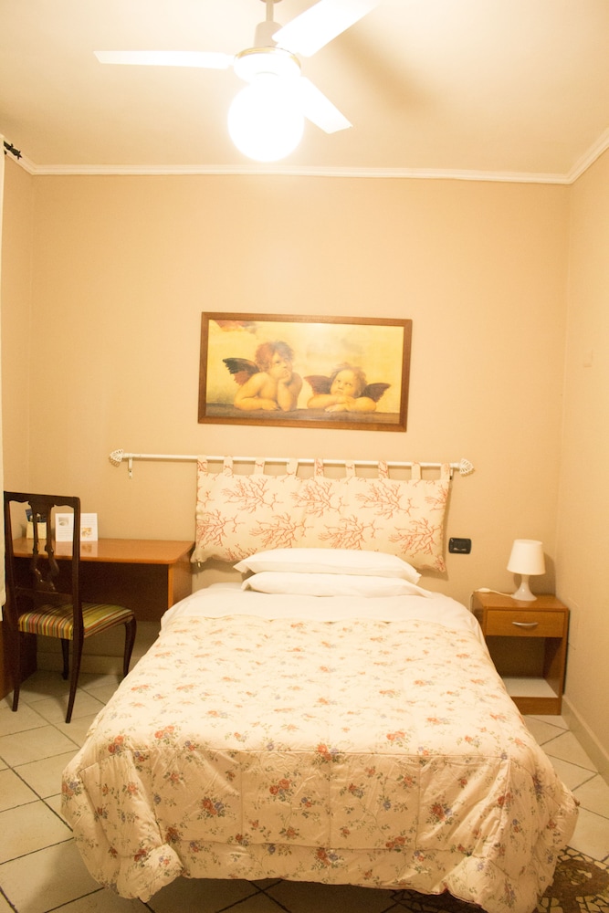 Business Single Room, 1 Bedroom, Non Smoking, Garden View photo 1