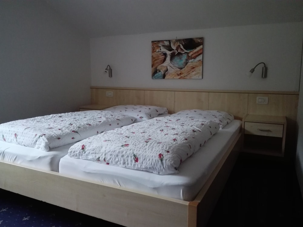Quadruple Room photo 3