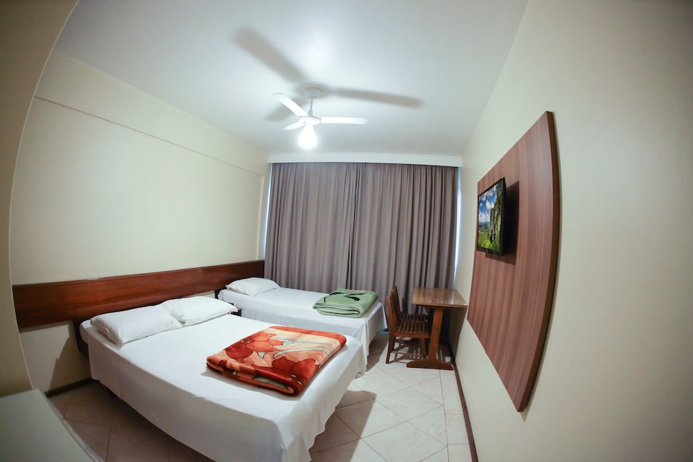 Standard Twin Room, 2 Twin Beds photo 2