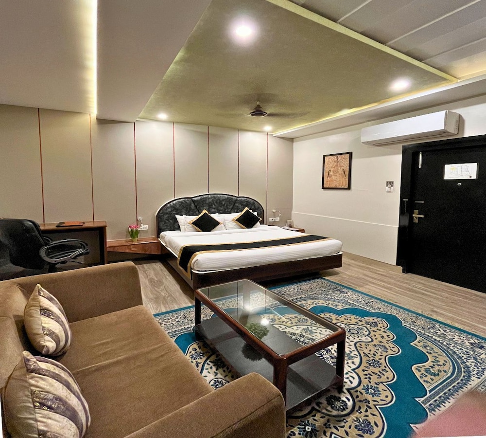 Business Room - Photo 6