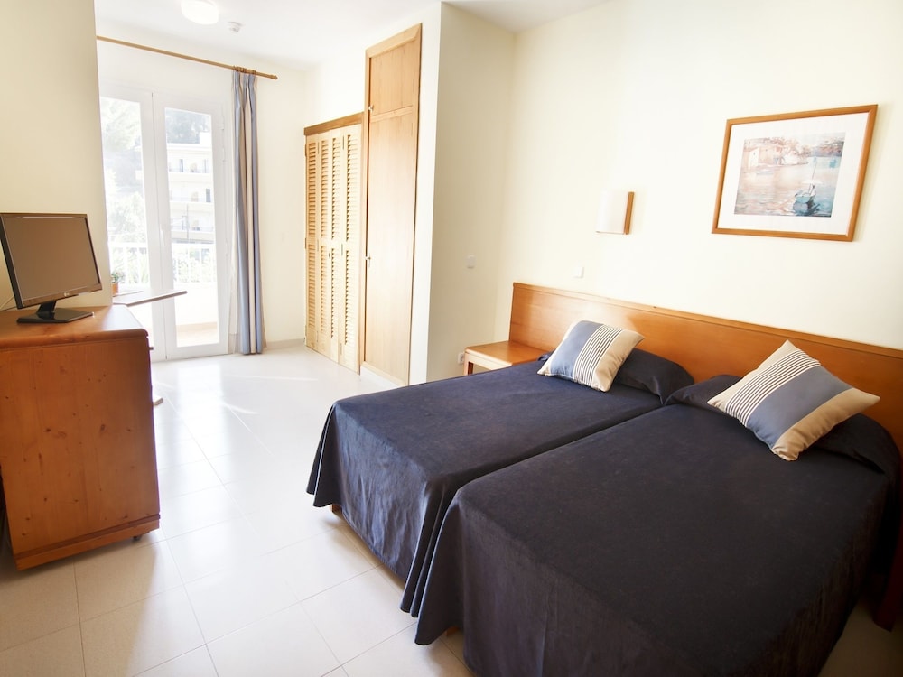 Estudio, Vista parcial al mar