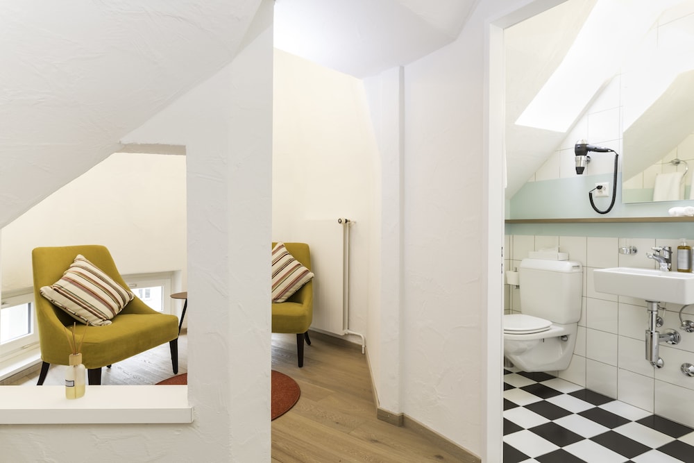 Superior Double Room, Non Smoking, Private Bathroom (2 Twin Beds) photo 3