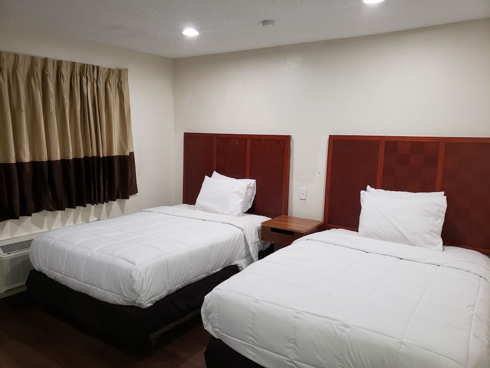 Room, 2 Double Beds, Non Smoking photo 1