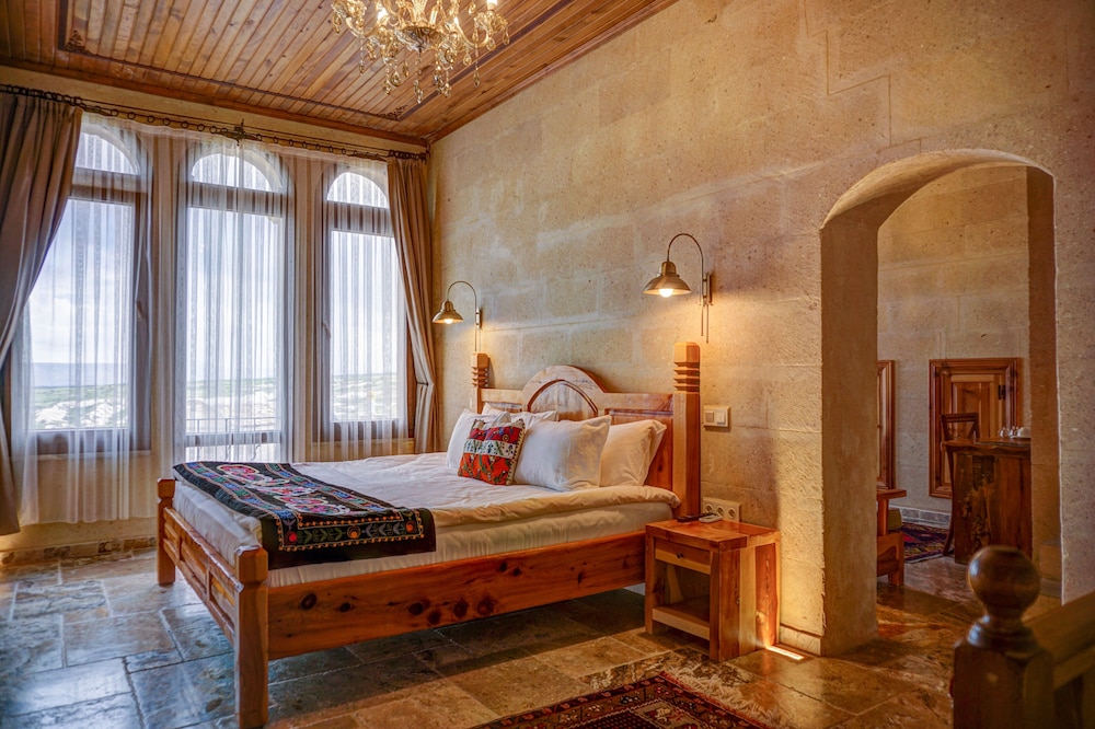 Premium Mansion Suite photo 1